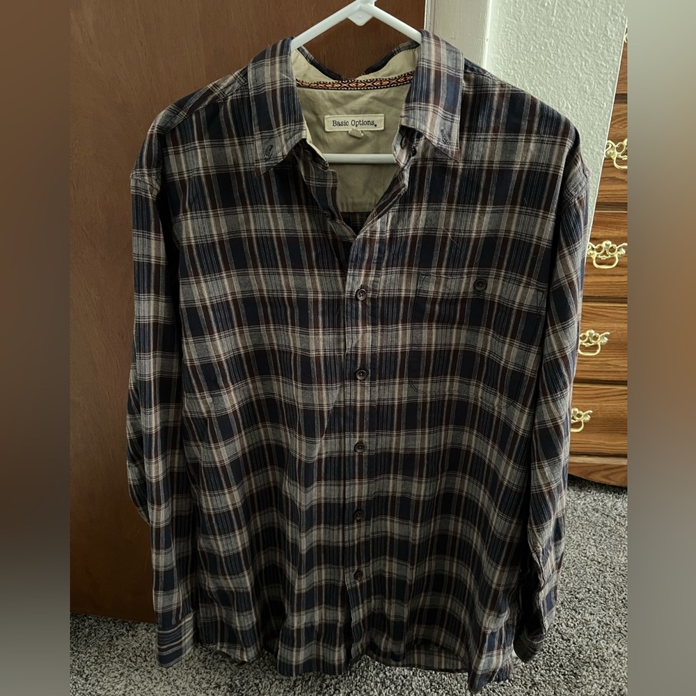 Basic Options men’s button down